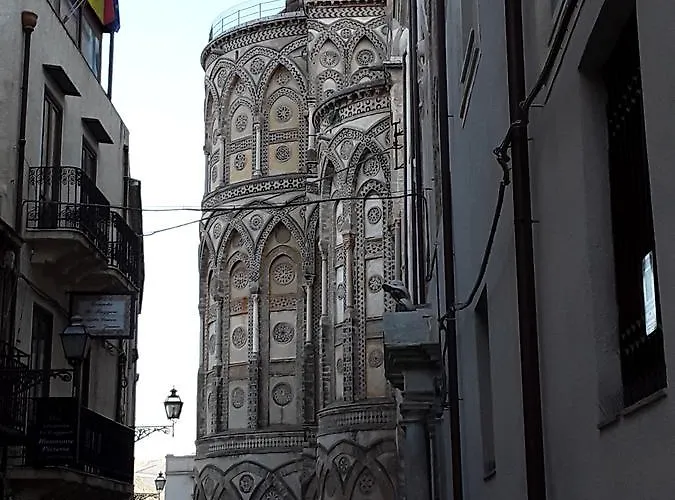 Le Vie Di 3* Monreale